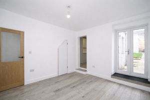 Dining Room- click for photo gallery